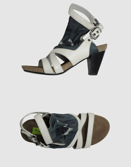 MATERIA PRIMA BY GOFFREDO FANTINI - CALZATURE - Sandali con plateau - su YOOX.COM