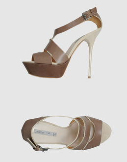 YOHJI YAMAMOTO - CALZATURE - Sandali con plateau - su YOOX.COM