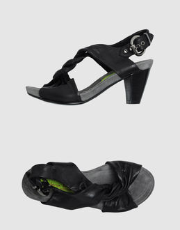 MATERIA PRIMA BY GOFFREDO FANTINI - CALZATURE - Sandali con tacco