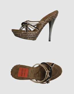 GOFFREDO FANTINI - CALZATURE - Sandali con plateau - su YOOX.COM