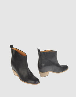 MAISON MARTIN MARGIELA 22 - CALZATURE - Stivaletti - su YOOX.COM