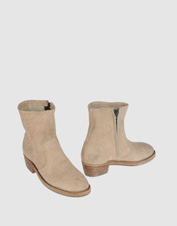 MAISON MARTIN MARGIELA 22 - CALZATURE - Stivaletti - su YOOX.COM