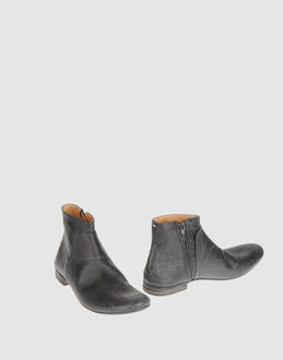 MAISON MARTIN MARGIELA 22 - CALZATURE - Stivaletti - su YOOX.COM