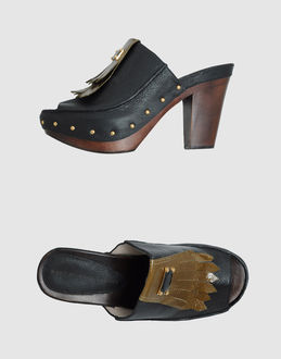 MARC BY MARC JACOBS - CALZATURE - Sandali con plateau - su YOOX.COM