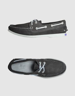 BE DIFFERENT - CALZATURE - Stringate - su YOOX.COM