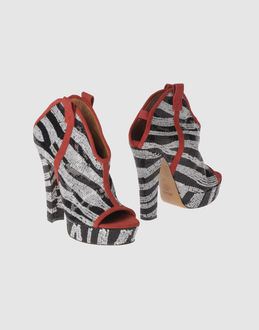 VIKTOR & ROLF - CALZATURE - Sandali con plateau - su YOOX.COM