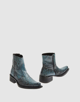 Q-BIT - CALZATURE - Stivaletti - su YOOX.COM