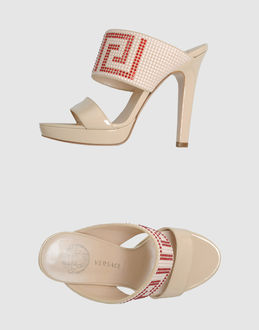VERSACE - CALZATURE - Sandali con plateau - su YOOX.COM