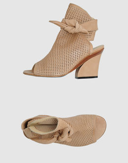 LOOKY - CALZATURE - Sandali con tacco - su YOOX.COM