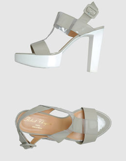 ROBERT CLERGERIE - CALZATURE - Sandali con plateau - su YOOX.COM