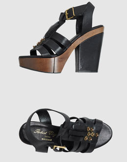 ROBERT CLERGERIE - CALZATURE - Sandali con plateau - su YOOX.COM