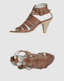 AXARA PARIS - CALZATURE - Sandali con tacco - su YOOX.COM