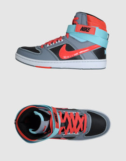 NIKE - CALZATURE - Sneakers alte - su YOOX.COM