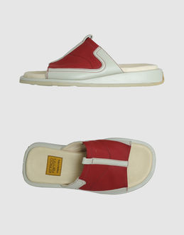 ENRICO FANTINI - CALZATURE - Ciabatte - su YOOX.COM