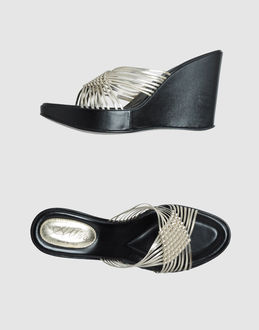 ATTIVA BY BRUE' - CALZATURE - Zeppe - su YOOX.COM
