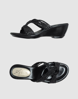 ATTIVA BY BRUE' - CALZATURE - Zeppe - su YOOX.COM