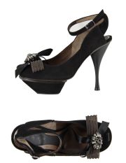 MARNI - Decolletes con plateau