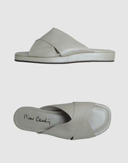 PIERRE CARDIN - SCHUHE - Slipper-Sandalen - bei YOOX.COM