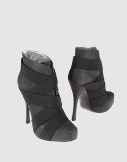 DSQUARED2 - CALZATURE - Stivaletti - su YOOX.COM