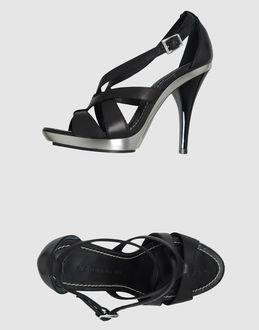 BARBARA BUI - CALZATURE - Sandali con tacco
