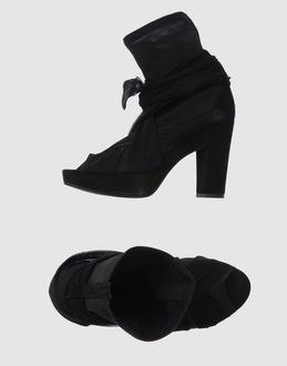 JFK - CALZATURE - Stivaletti - su YOOX.COM