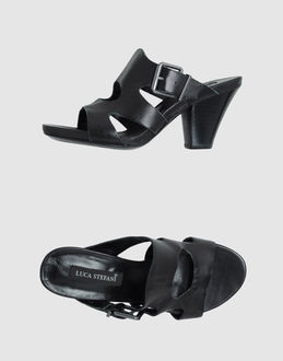 LUCA STEFANI - CALZATURE - Sandali con tacco