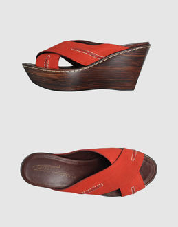 VICINI TAPEET - CALZATURE - Zeppe - su YOOX.COM