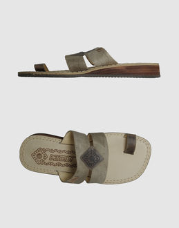 DESTROY - CALZATURE - Infradito - su YOOX.COM