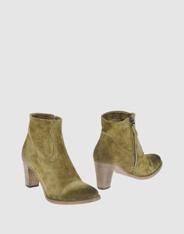 GARBO - CALZATURE - Stivaletti - su YOOX.COM