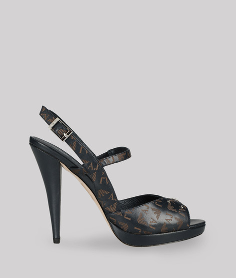 Platform sandals