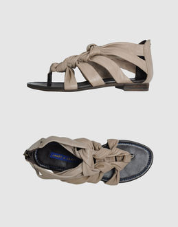 JANET & JANET - CALZATURE - Infradito - su YOOX.COM