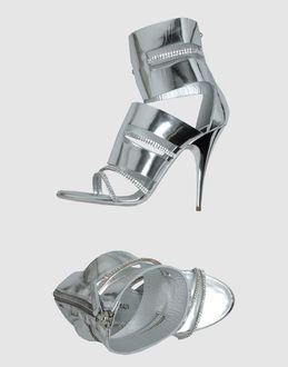 GIUSEPPE ZANOTTI DESIGN POUR BALMAIN - CALZATURE - Sandali con tacco - su YOOX.COM