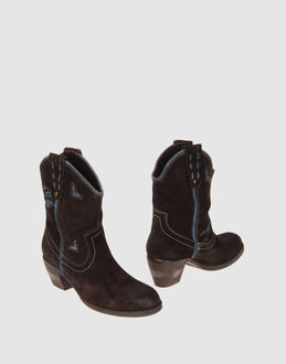 GOLDEN ROSE - CALZATURE - Stivaletti - su YOOX.COM