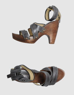C'N'C' COSTUME NATIONAL - CALZATURE - Sandali con plateau - su YOOX.COM