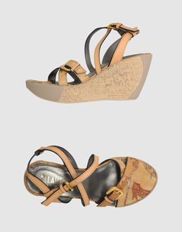 ALVIERO MARTINI 1A CLASSE - CALZATURE - Zeppe - su YOOX.COM