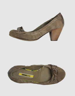 MANAS - CALZATURE - Decolletes - su YOOX.COM