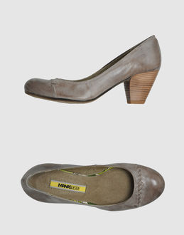 MANAS - CALZATURE - Decolletes - su YOOX.COM