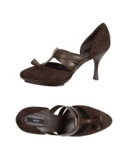 BALLY - Closed-toe slip-ons 