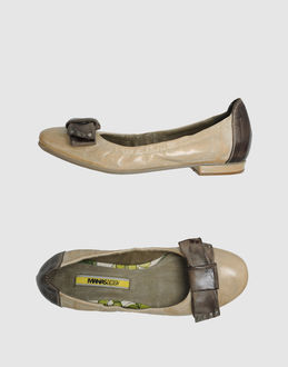 MANAS - CALZATURE - Ballerine - su YOOX.COM