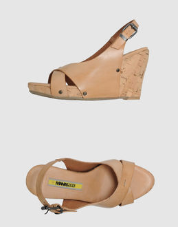 MANAS - CALZATURE - Zeppe - su YOOX.COM