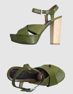 MARNI - CALZATURE - Sandali con plateau - su YOOX.COM
