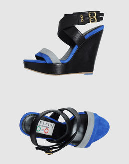 SERAFINI - CALZATURE - Zeppe - su YOOX.COM