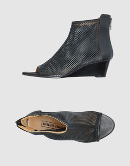 VERONIQUE BRANQUINHO - CALZATURE - Zeppe - su YOOX.COM