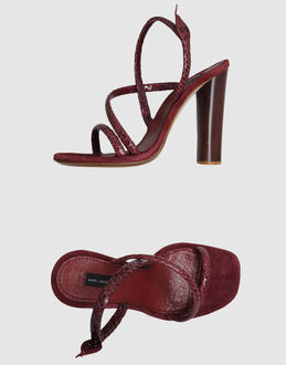 MARC JACOBS - CALZATURE - Sandali con tacco - su YOOX.COM