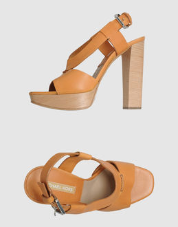 MICHAEL KORS - CALZATURE - Sandali con plateau - su YOOX.COM