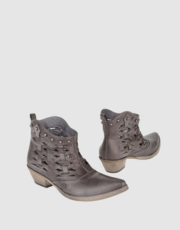 MARE - CALZATURE - Stivaletti - su YOOX.COM