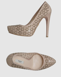 PRADA - CALZATURE - Decolletes con plateau - su YOOX.COM