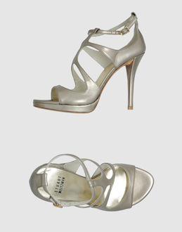 STUART WEITZMAN - CALZATURE - Sandali con plateau - su YOOX.COM
