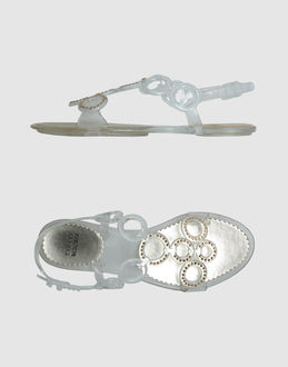 STUART WEITZMAN - CALZATURE - Sandali - su YOOX.COM