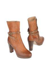 HTC - Ankle boots